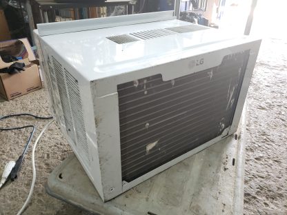 Climatiseur de fenêtre 10000BTU - LG (LW1017ERSM) – Image 4