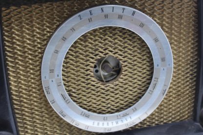Vintage Zenith Shortwave Radio Made in USA - Working, rough condition - Tube – Image 3