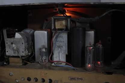Vintage Zenith Shortwave Radio Made in USA - Working, rough condition - Tube – Image 10