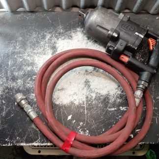 Ingersoll Rand Impact Wrench Model TITANIUM 3940B2Ti 1" / 2500 ft.lb (3 bolts are missing, see pictures)