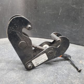 CM 2-Ton Beam Clamp / 3″- 9″ Flange Width / Pince à poutre 2 tonnes MAX