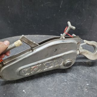 WESTWARD Manual Cable Hoist / Winch 1-1/4 TON