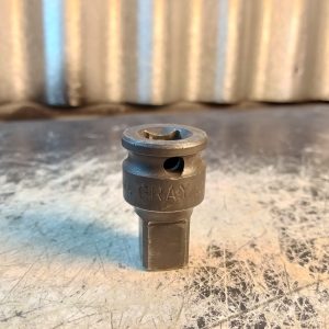 GRAY CANADA  Impact Socket Adapter PA2-4A  1/2" Input -  3/8" Output