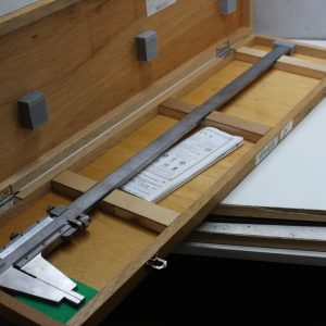 Mitutoyo 24" Vernier Caliper Stainless + Case 160-102a