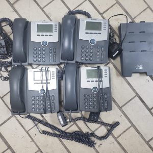 Lot of 4x CISCO SPA504G 4-Line IP phone with base and power supply