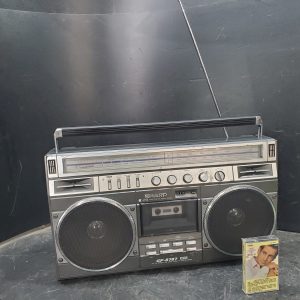 Vintage Boombox Sharp GF-8787H 981 - READ DESCRIPTION -