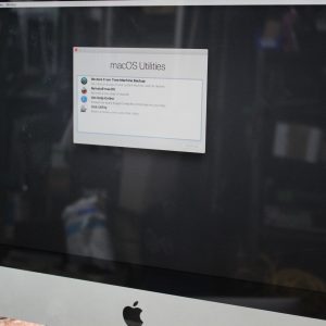 2 iMac (model  26'' A1312)  +  (model  A1311 20'') empty/no OS