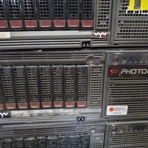 Serveur Proton 78" x 44" x 18" - LIRE LES SPECS -