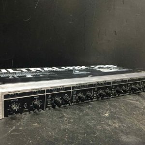Behringer Ultralink Pro MX882