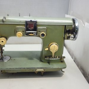WHITE Rotary 6661 Sewing Machine - no foot pedal