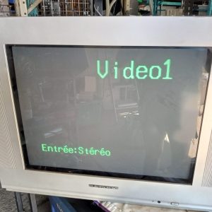 Télévision cathodique 20"