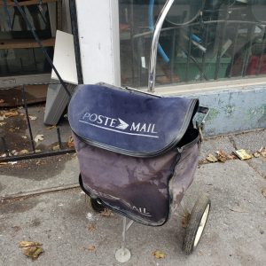 Chariot - dolly de facteur - poste canada