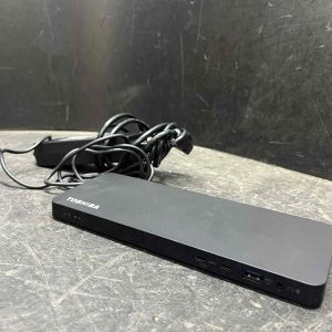 Toshiba Thunderbolt 3 Dock with adapter