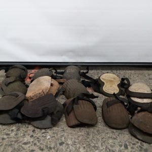 12x paires de genouillères de travail - Construction -Carrelage (BON ÉTAT)