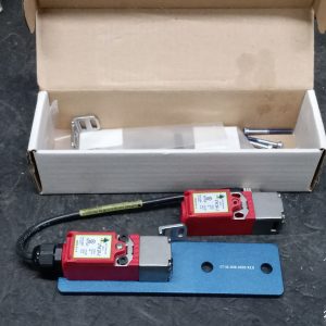 IDEM Guard Locking Switch KLP-201002 1/2" NPT 24V