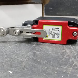 IDEM HLM Adj roller Level 1/2" NPT 1NC1N0 Snap