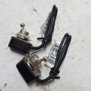 Lot of Single Electrical Toggle Switch COOPER (452) - 6A 125V AC / 3A 250V AC