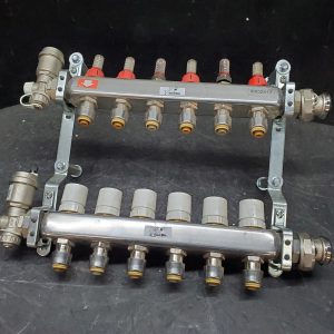 Manifold pour plancher chauffant 6 branches (pas testé, pour patenteux-se)
