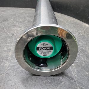 Distributeur de verre en mousse de 24" de long et de 4" de diamètre