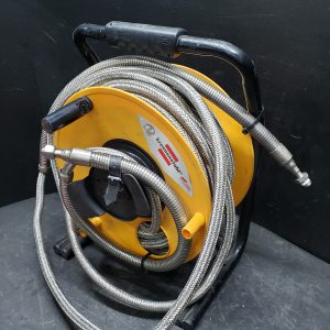 Dévidoir de tuyau BRENNENSTUHL (tressé, pneumatique ?)