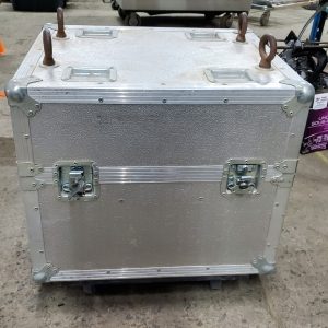 Roadcase sur roulettes de 62" x 52" x 52"