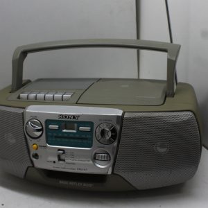 Sony CFD-V7 Boombox Stereo CD Cassette Radio Tuner AM FM Vintage
