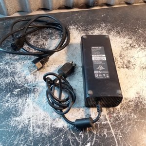 Genuine Microsoft Power Supply - AC Adapter Model CPA09-010A