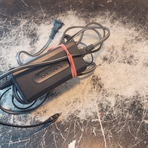 SONY AC-L10A AC Power Adapter