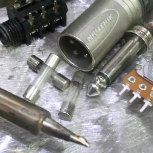 Pièces et composantes audio et video