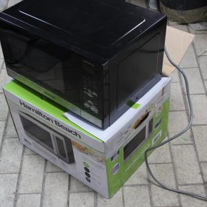 Micro onde HAMILTON BEACH - 0.7 cu.ft. Stainless Steel - 8 settings