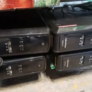 Alimentation sans interruption - onduleur - piles de secours (UPS)