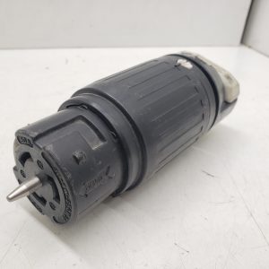 HUBBELL CS-8364C - 3p-4w-250v 50A Twist Lock connector