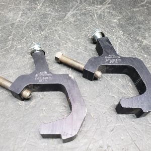 Lot of 2x aluminium Truss Pipe C-Clamp SVWL 500lb - Philips Entertainement - lighting stage equipment