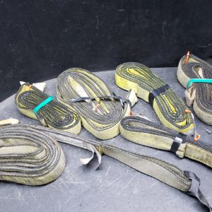 Lot d'élingues de levage - lifting sling 2" à 3" large, 8' à 10' long (forlift, boom, etc)