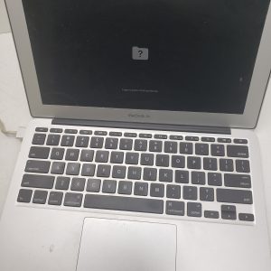 MacBook Air 1.3GHz i5 - 4Gb RAM - 250Gb - A1465 EMC 2631