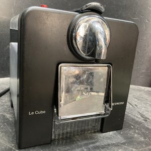 Nespresso Le Cube couleur noir