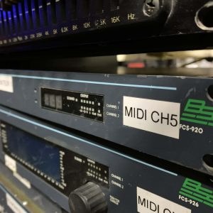 BSS FCS-920 VARICURVE system dual equalizer/analyser