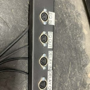 Plaque de rackmount (4x) câble midi