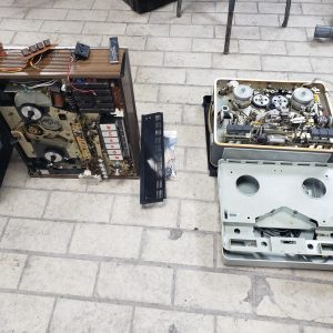 Lot de 2x Lecteurs de bande magnétique audio Reel to Reel (pièces ou réparation) Grundig+Telefunken