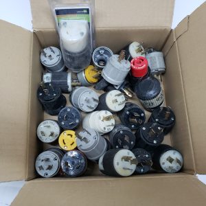 Lot de connecteurs Twist-lock variés (20A, Nema L5-20)