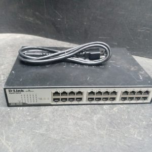 D-Link 24-Port Gigabit Ethernet Switch DGS-1024D with Cable