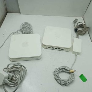 Lot of 2x AirPort Extreme Base Station with power supply - untested