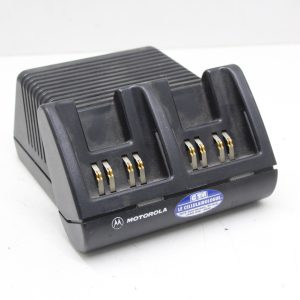 Motorola AA16742 Dual Slot Battery Charger - Visar Radio Rapid Charging NTN8375A