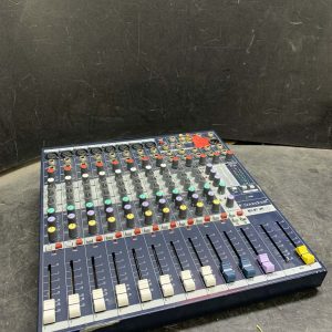 Console Mixer Soundcraft EFX 8