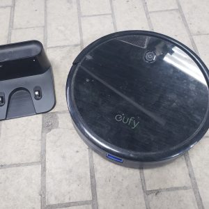 Eufy - RoboVac 11S (not working, probably needs new battery)