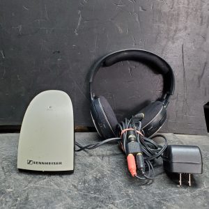 Sennheiser TR 116 Headphones With Charger UNTESTED AS IS