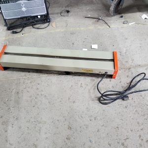 KIDDER Strip Heater Acrylic Plastic Sheet Bending  Model EMX-1 - 36"