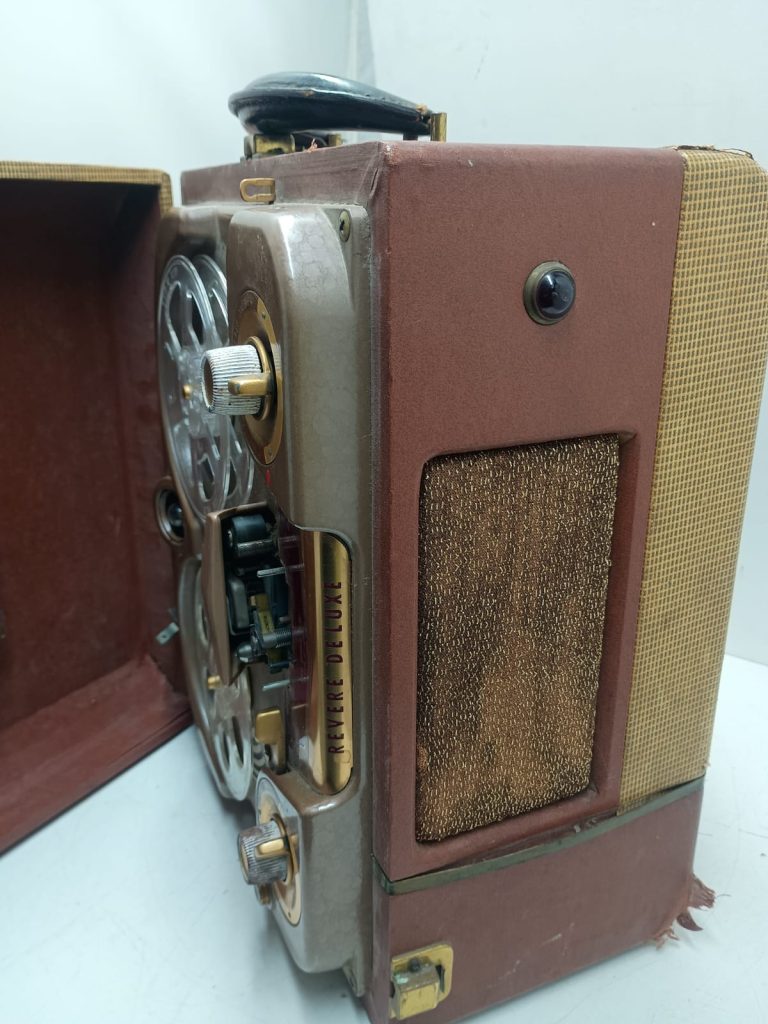 Vintage Revere Tape Recorder Reel to Reel Tape Player ( for parts not working-not tested)