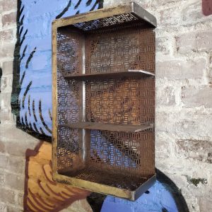 Étagère - Cabinet décoratif en acier 10" x 6-1/4" x 18"