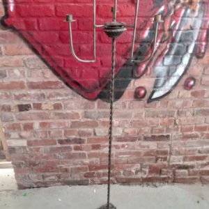 Chandelier en acier recyclé pour 6 bougies - 58" de haut